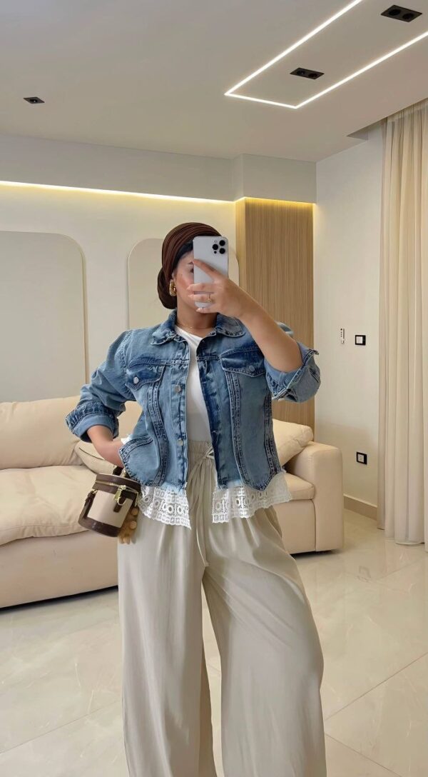 جاكت جينز Lace-Hem Denim Jacket