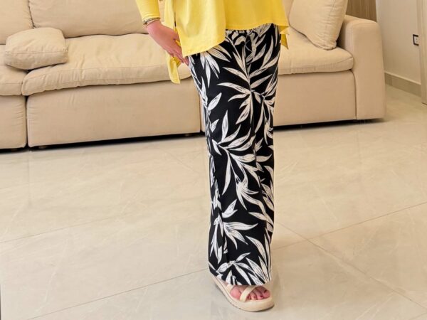 بنطلون White Tropical Leaf Wide-Leg Pants