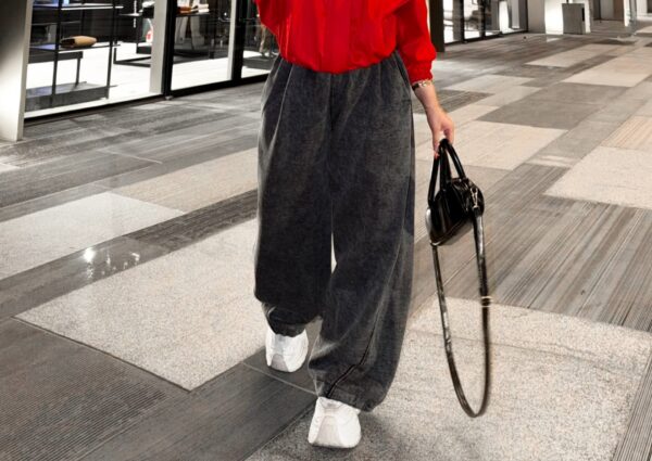 بنطلون Vintage Wash Wide-Leg Denim Pants