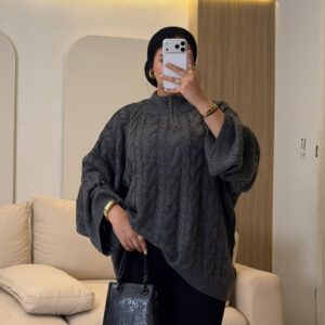 بلوفر High-Neck Cable Knit Pullover with Half Zip